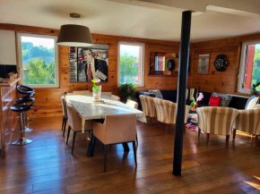 Appartement spacieux avec vue sur les montagnes à Mont-Saxonnex